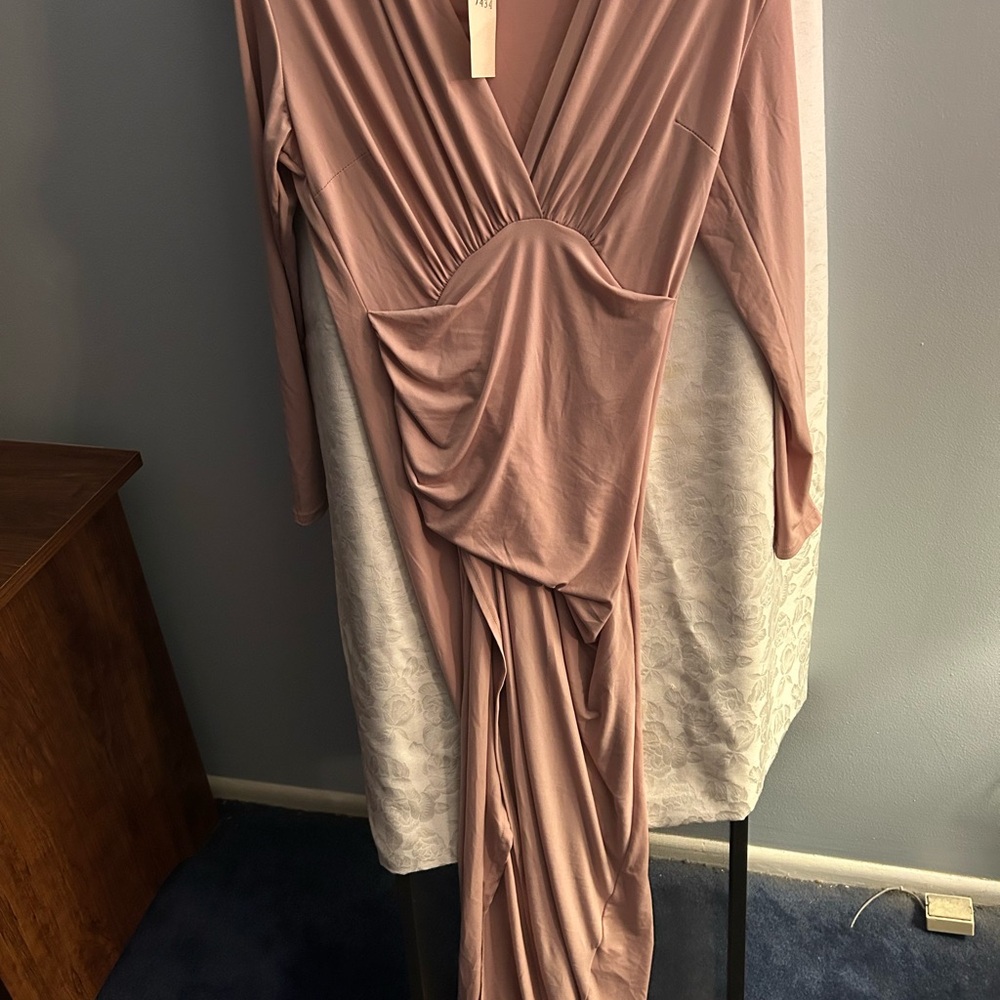 Queen Bee Maternity Mauve Long Sleeve Dress NEW